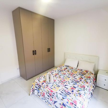 The White Pearl Apartment 拉纳卡 外观 照片