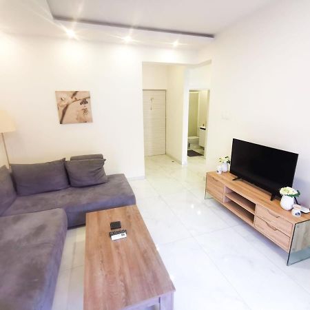 The White Pearl Apartment 拉纳卡 外观 照片